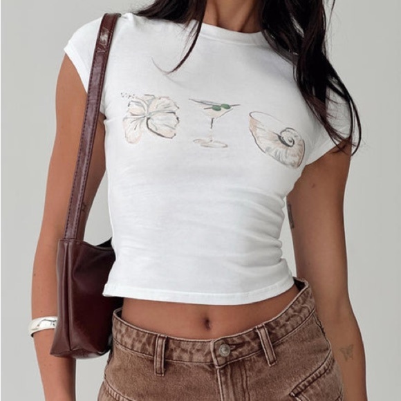 Princess Polly Fitted White and Green Tee - Picture 2 of 6